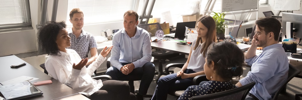 Er is schreeuwend behoefte aan vakmensen, technici en ict'ers, maar jongeren kiezen massaal voor managementopleidingen.